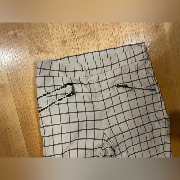 Joseph Ribkoff Beige and Black Checkered Pants - Picture 4 of 7